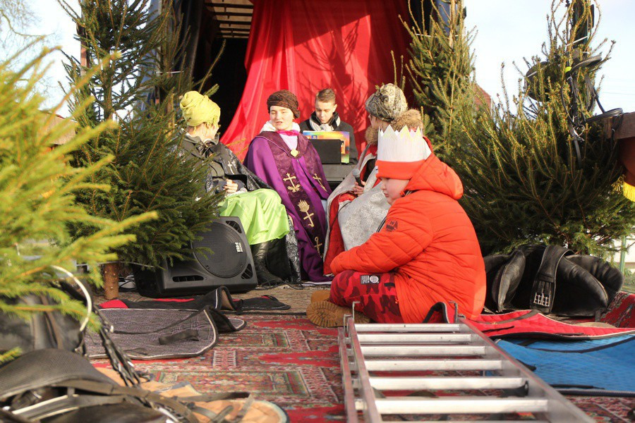 Orszak Trzech Króli w Policach-Jasienicy [foto/wideo]