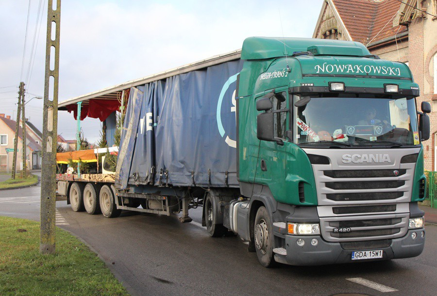 Orszak Trzech Króli w Policach-Jasienicy [foto/wideo]