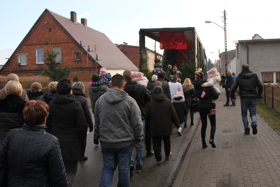 Orszak Trzech Króli w Policach-Jasienicy [foto/wideo]