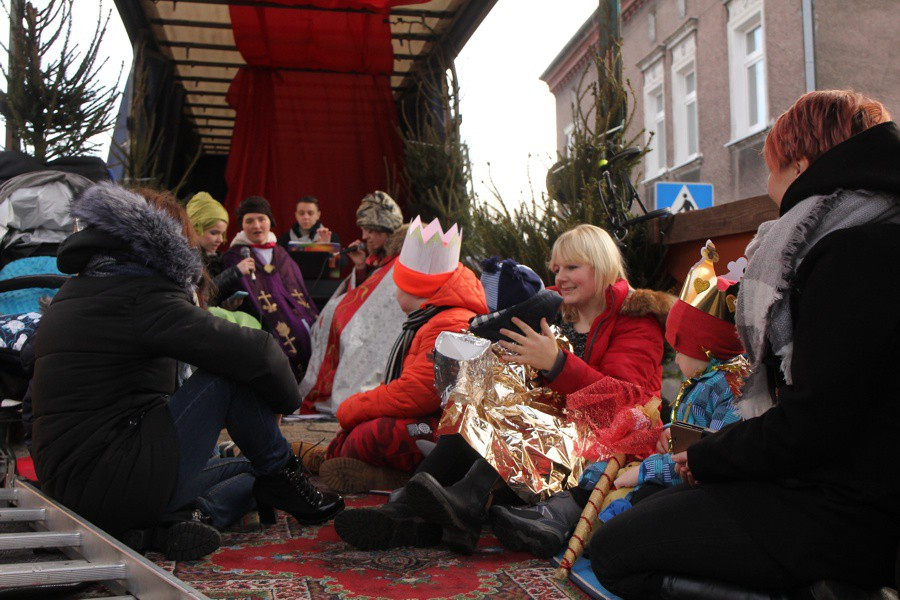 Orszak Trzech Króli w Policach-Jasienicy [foto/wideo]