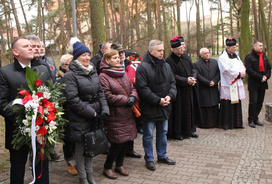 Skwer poświęcony Longinowi Komołowskiemu [foto/wideo]