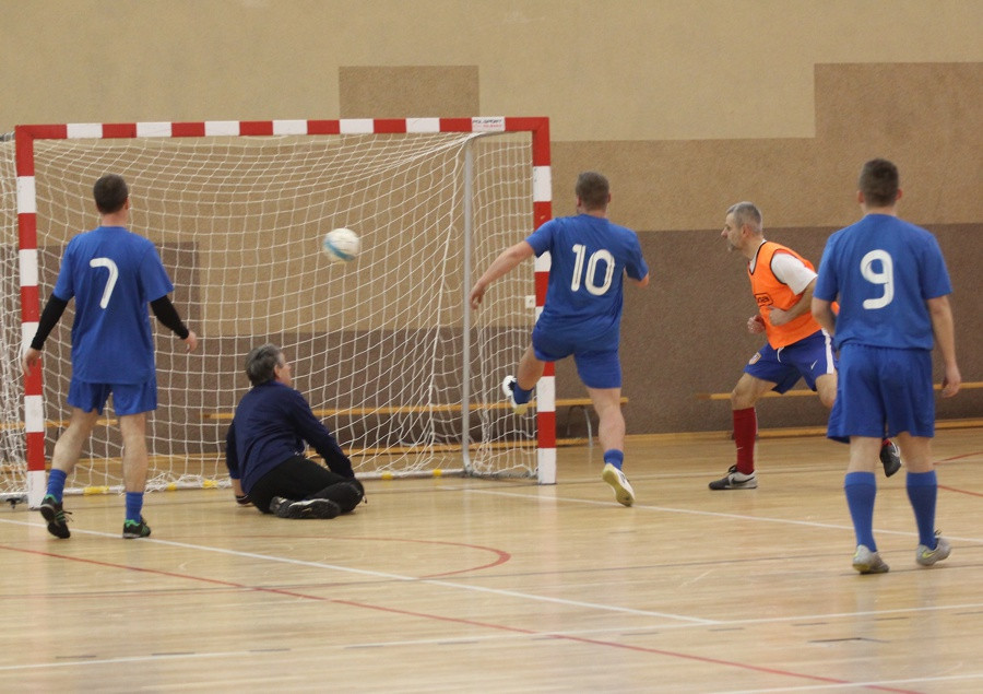 Oldboje zagrali po raz 17 - zebrali ponad 11 tys. zł [foto/wideo]