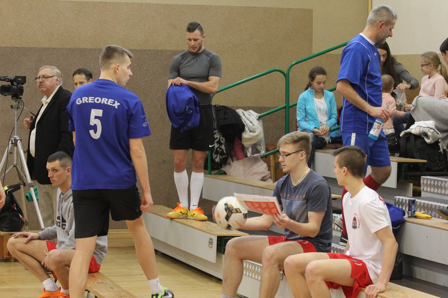 Oldboje zagrali po raz 17 - zebrali ponad 11 tys. zł [foto/wideo]