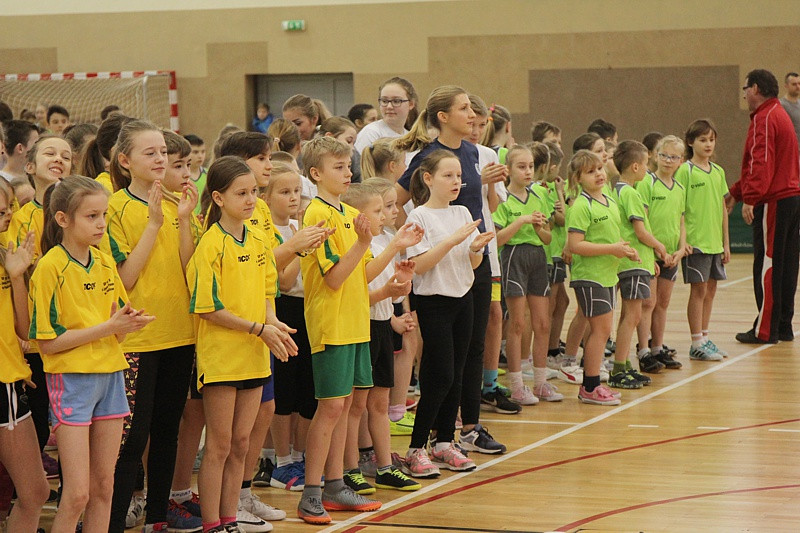 Turniej Gier i Zabaw Ruchowych dla uczniów Szkół Podstawowych [foto/wideo]