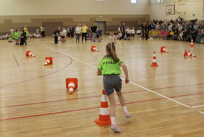 Turniej Gier i Zabaw Ruchowych dla uczniów Szkół Podstawowych [foto/wideo]