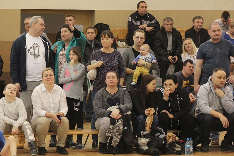 Turniej Gier i Zabaw Ruchowych dla uczniów Szkół Podstawowych [foto/wideo]