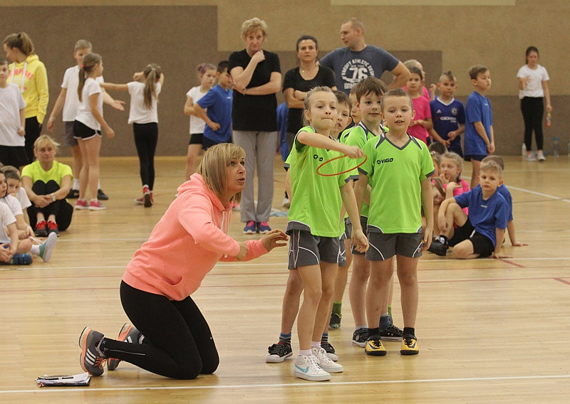 Turniej Gier i Zabaw Ruchowych dla uczniów Szkół Podstawowych [foto/wideo]