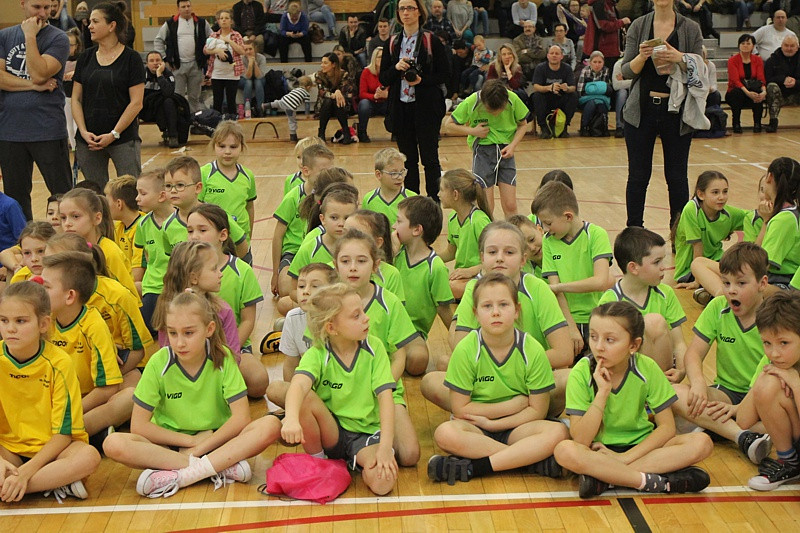 Turniej Gier i Zabaw Ruchowych dla uczniów Szkół Podstawowych [foto/wideo]