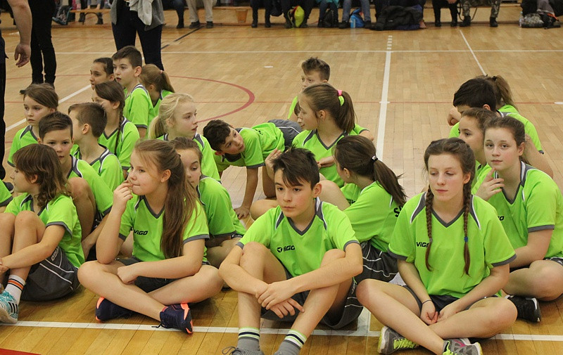 Turniej Gier i Zabaw Ruchowych dla uczniów Szkół Podstawowych [foto/wideo]