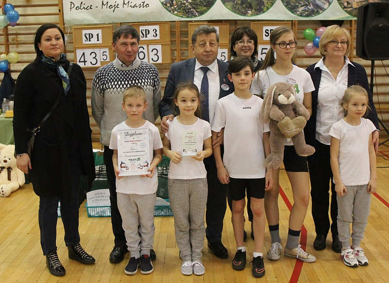 Turniej Gier i Zabaw Ruchowych dla uczniów Szkół Podstawowych [foto/wideo]