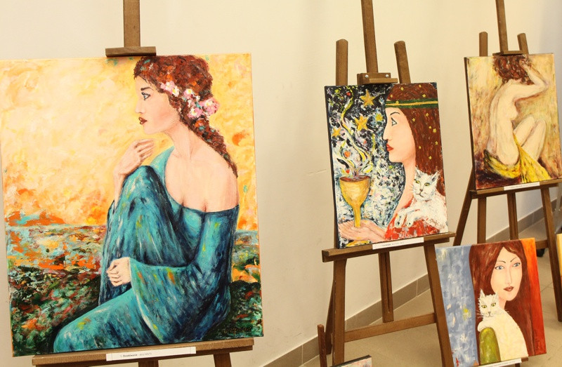 Wernisaż Elżbiety Michalskiej - Magia kobiety [foto]