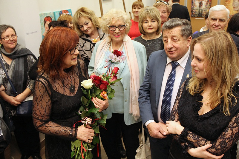 Wernisaż Elżbiety Michalskiej - Magia kobiety [foto]