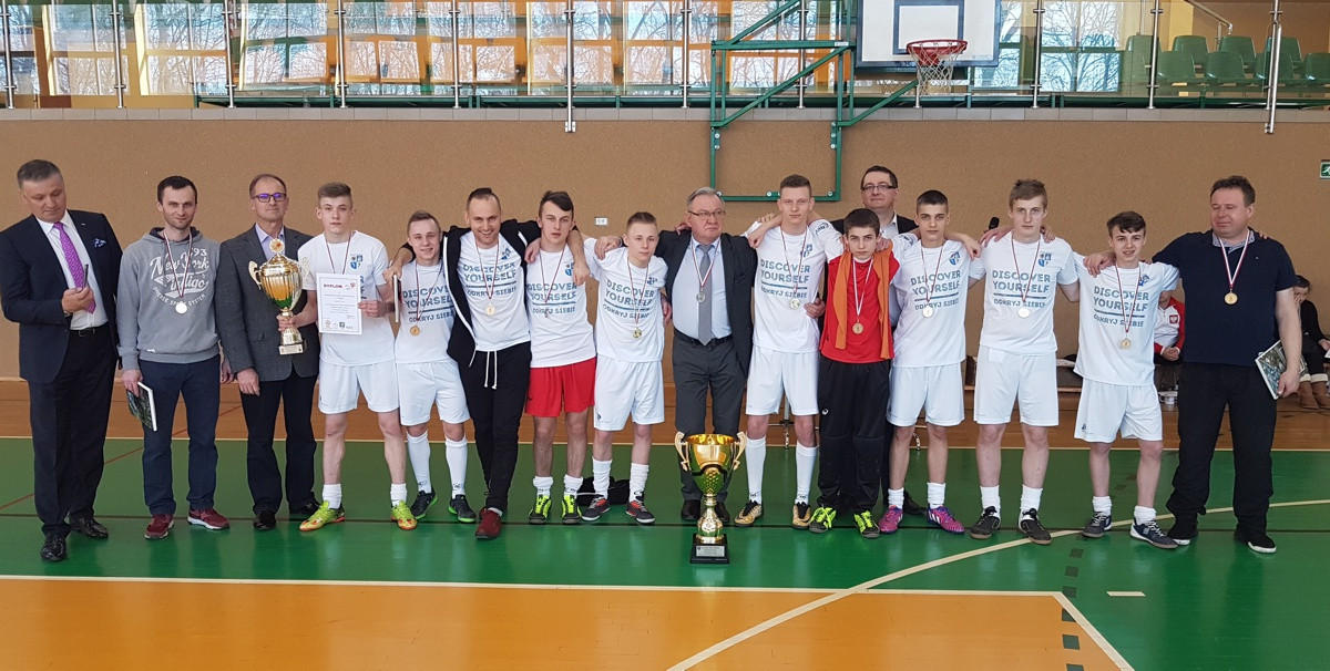 Drużyna MOW Trzebież Mistrzem Polski