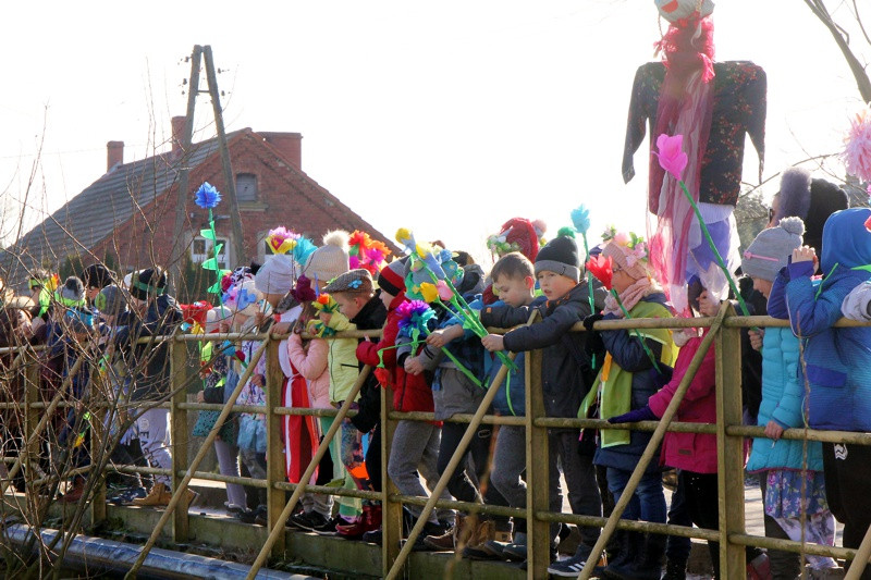 Dzieci ze Szkoły Podstawowej nr 1 pożegnały Zimę