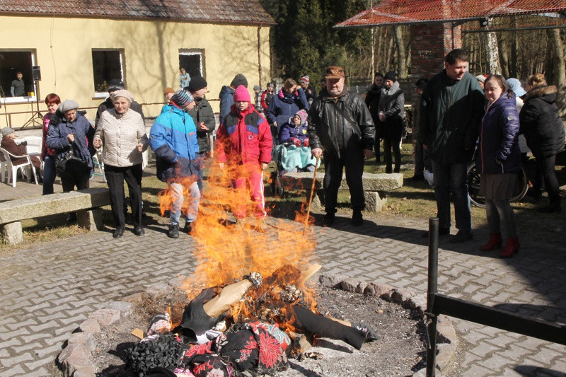 Podopieczni PSONI i Senior-Wigor wspólnie powitali wiosnę [foto/wideo]