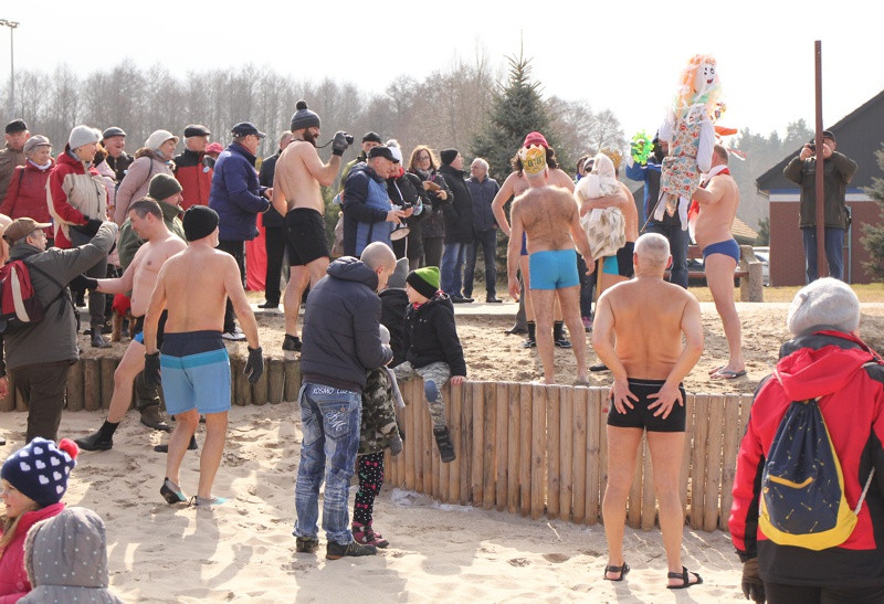 Powitanie Wiosny i zakończenie sezonu przez Polickie Morsy [foto/wideo]