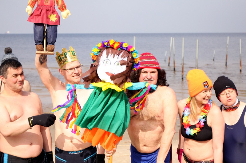 Powitanie Wiosny i zakończenie sezonu przez Polickie Morsy [foto/wideo]