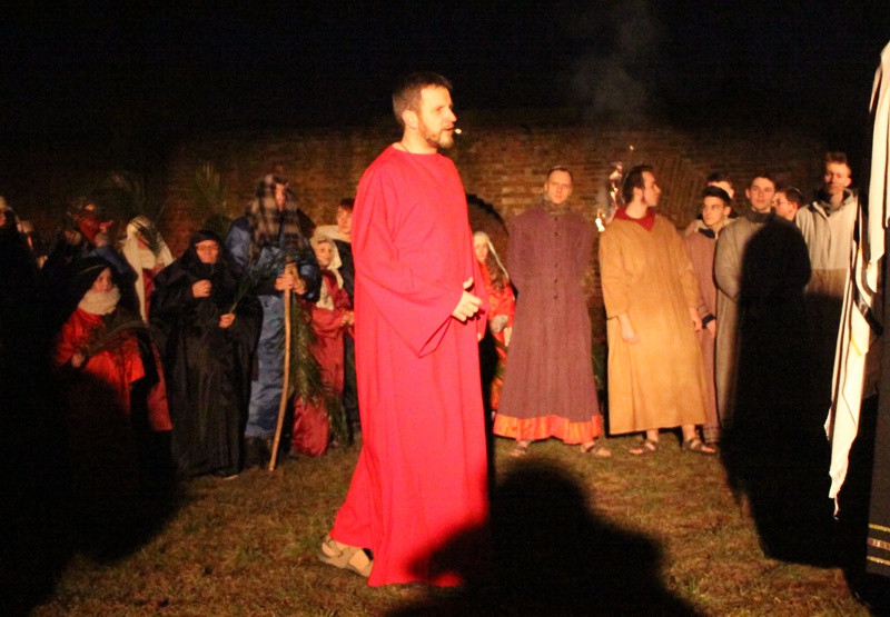 Misterium Męki Pańskiej w Jasienicy [foto/wideo]