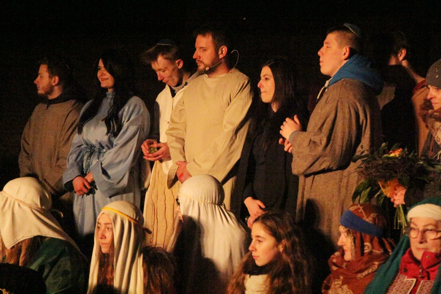 Misterium Męki Pańskiej w Jasienicy [foto/wideo]