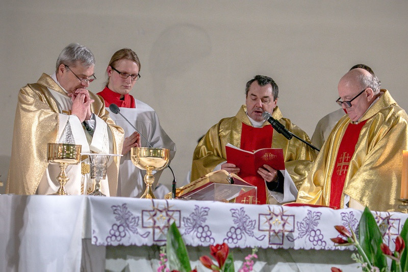 Msza Wieczerzy Pańskiej w parafii św. Kazimierza [foto]