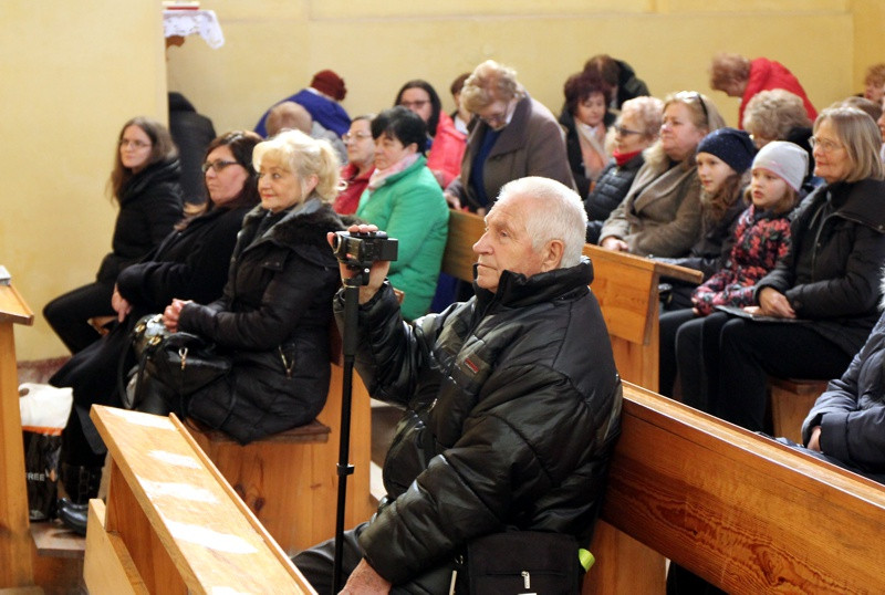 Jasienickie Spotkania z Pieśnią Pasyjną [foto]