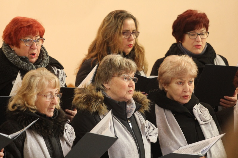 Jasienickie Spotkania z Pieśnią Pasyjną [foto]
