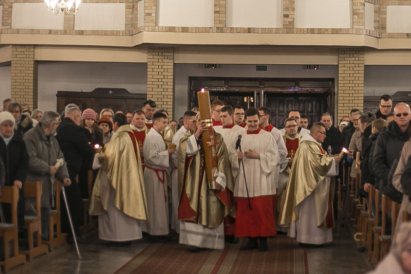 Wielka Sobota - Liturgia Wigilii Paschalnej [foto]