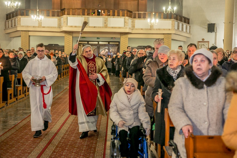 Wielka Sobota - Liturgia Wigilii Paschalnej [foto]