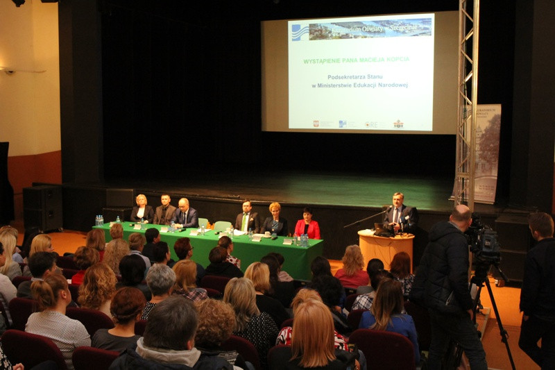 Konferencja dla nauczycieli w Policach [foto]