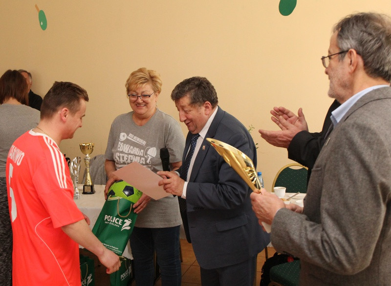 VIII Memoriał im. Edwarda Stępnia w Turnieju Tenisa Stołowego [foto]