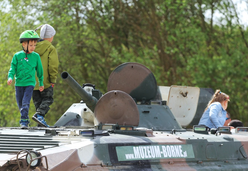 Spotkanie Pojazdów Militarnych w Trzebieży [foto/wideo]