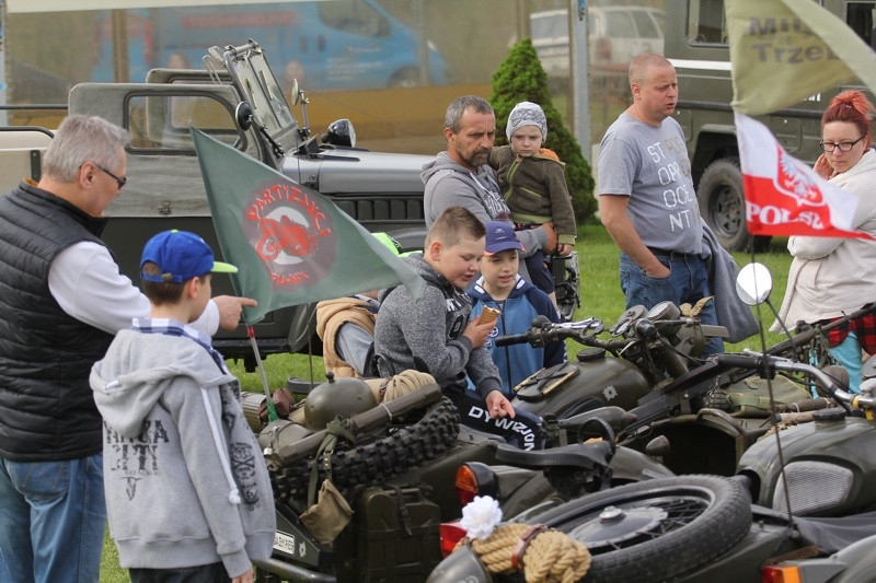 Spotkanie Pojazdów Militarnych w Trzebieży [foto/wideo]