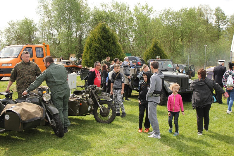 Spotkanie Pojazdów Militarnych w Trzebieży [foto/wideo]