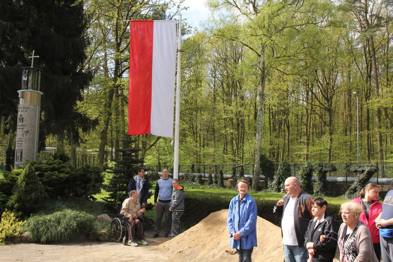 Uroczystość wciągnięcia flagi w PSONI [foto]