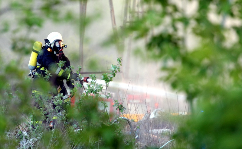 Trwa akcja gaśnicza na wysypisku przy ul. Kamiennej [foto/wideo]