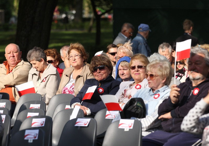 W 227 rocznicę uchwalenia konstytucji „Polonez 3 maja” [foto]