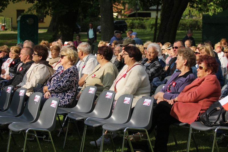 W 227 rocznicę uchwalenia konstytucji „Polonez 3 maja” [foto]