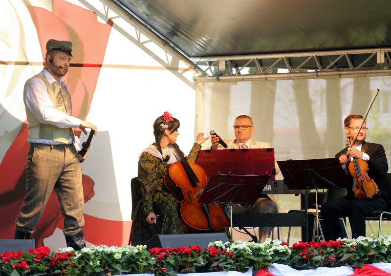 W 227 rocznicę uchwalenia konstytucji „Polonez 3 maja” [foto]