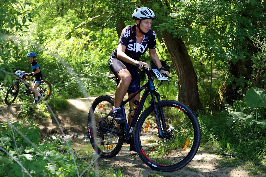 Ponad 900 zawodniczek i zawodników w I Polickim MTB Maratonie [foto]