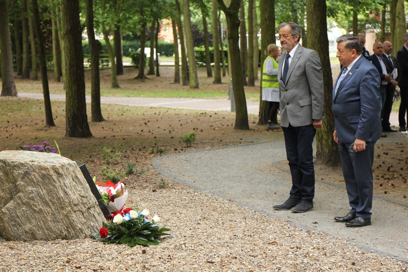 Sztafeta Niepodległości - 10 osób przebiegnie w sumie 1000 kilometrów [foto]