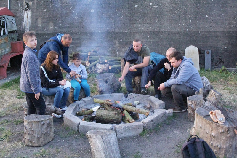 Wystawy, prelekcje i wycieczka z pochodniami po Starej Fabryce [foto]