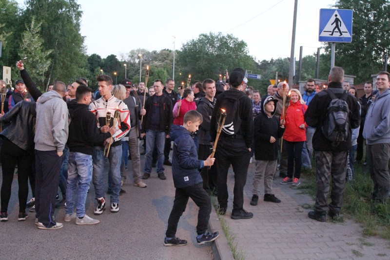 Wystawy, prelekcje i wycieczka z pochodniami po Starej Fabryce [foto]