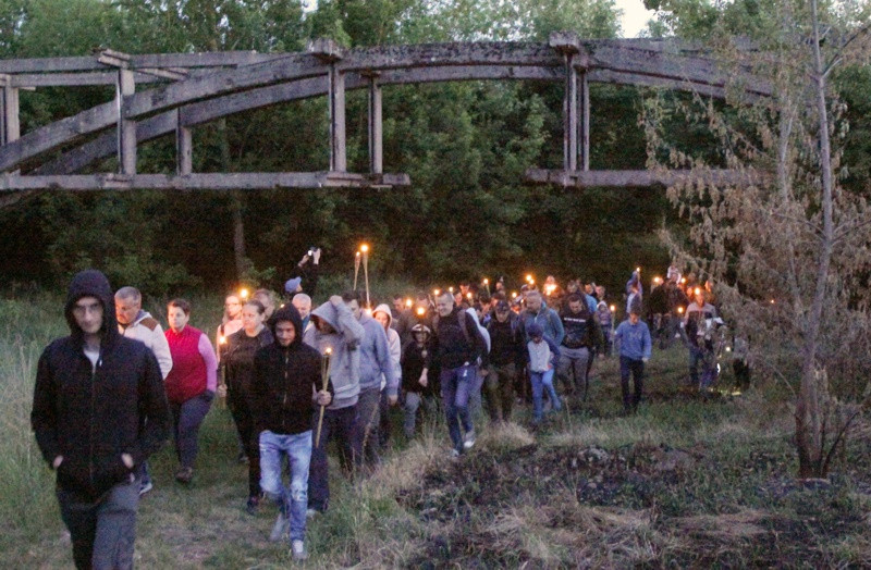 Wystawy, prelekcje i wycieczka z pochodniami po Starej Fabryce [foto]