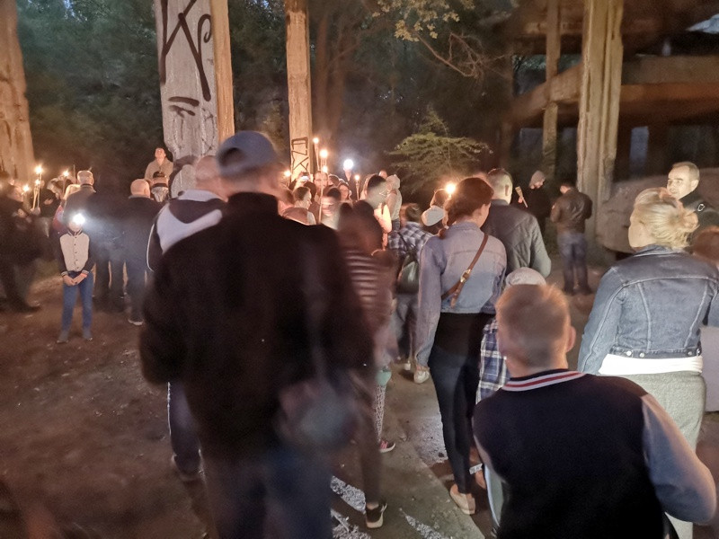 Wystawy, prelekcje i wycieczka z pochodniami po Starej Fabryce [foto]