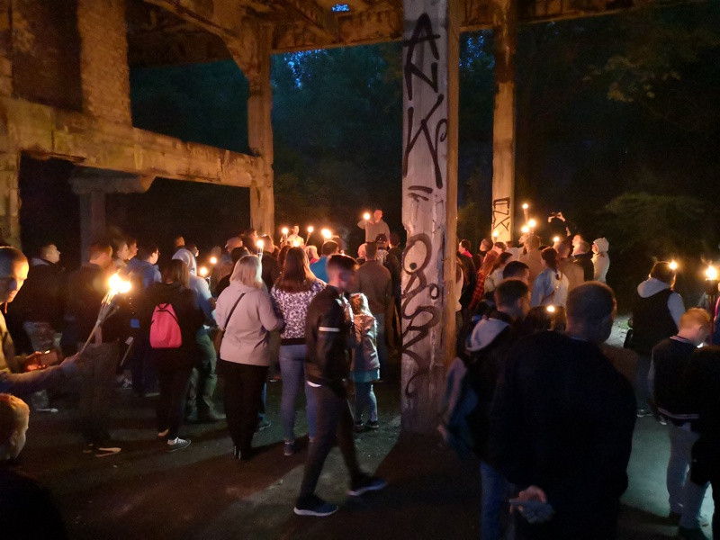 Wystawy, prelekcje i wycieczka z pochodniami po Starej Fabryce [foto]