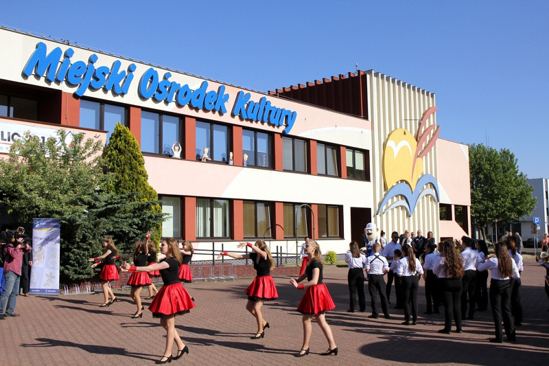 Sztafeta Niepodległości dobiegła do mety - 10x100 kilometrów zaliczone [foto]