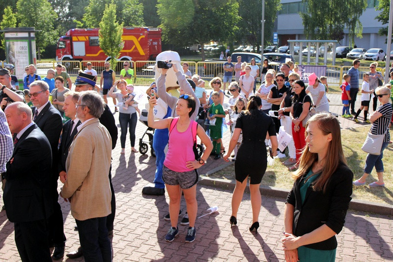 Sztafeta Niepodległości dobiegła do mety - 10x100 kilometrów zaliczone [foto]