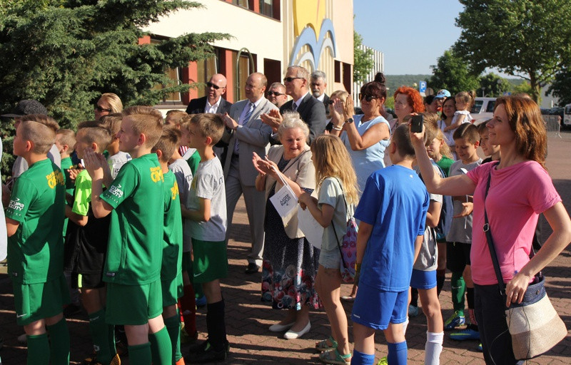 Sztafeta Niepodległości dobiegła do mety - 10x100 kilometrów zaliczone [foto]