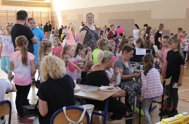 Święto szkoły nr 8 w Policach [foto]