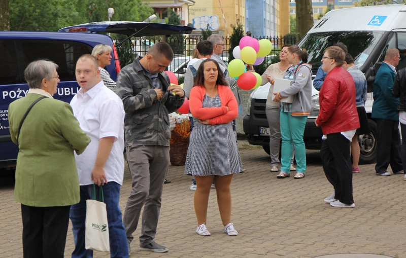 Dzień Godności Osoby Niepełnosprawnej Intelektualnie oraz 15 urodziny ŚDS [foto]